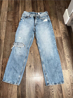 Baggy Low Waist Denim Distressed Straight Leg Jeans in Blue Size 4
